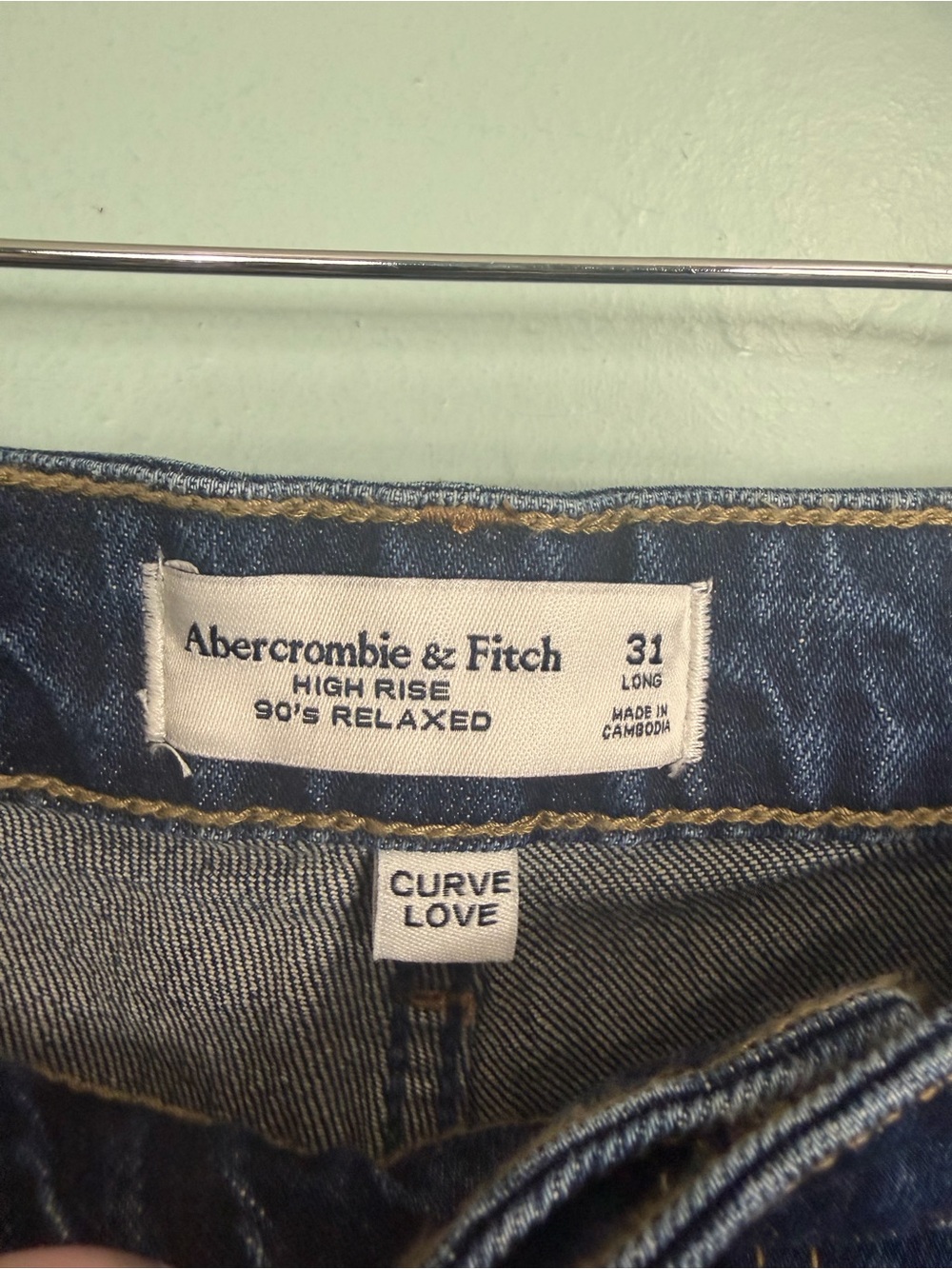 Abercrombie & Fitch High Rise 90’s Relaxed Curve Love Dark Wash Women 31 Long - Picture 6 of 7